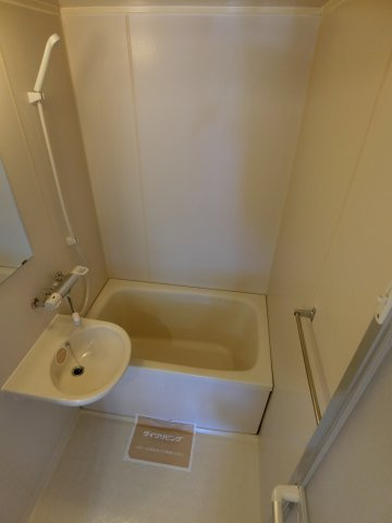 グランドール三柳Ⅰの浴室