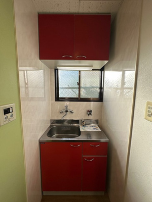 【キッチン】 | グランデ町田 | ガスコンロ設置可能のキッチンです☆窓があるので換気もOK♪