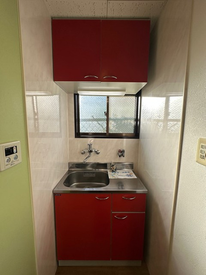 【キッチン】 | グランデ町田 | ガスコンロ設置可能のキッチンです☆窓があるので換気もOK♪