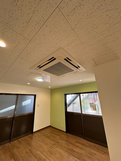 【設備】 | グランデ町田 | 暑い夏や寒い冬に大活躍のエアコン付きです☆冷暖房完備で1年中快適に過ごせます♪