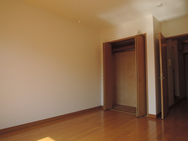【洋室】 | Village Hill