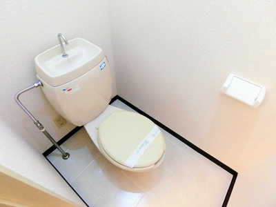 【トイレ】 | ヴィラグレース百合ヶ丘 | 人気のバストイレ別です♪トイレが独立していると使いやすいですよね☆
