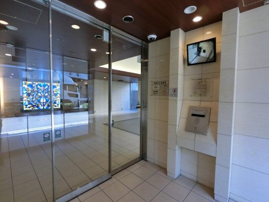 【エントランス】