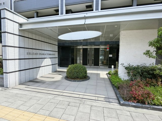 【エントランス】