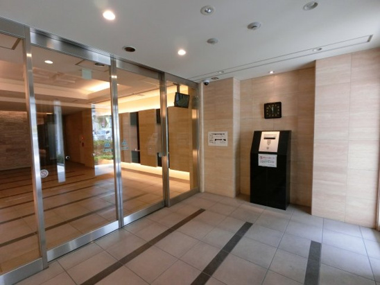 【エントランス】
