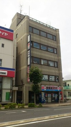 横須賀市三春町２丁目の店舗一部