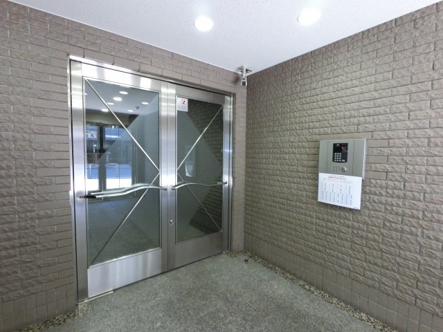 【エントランス】
