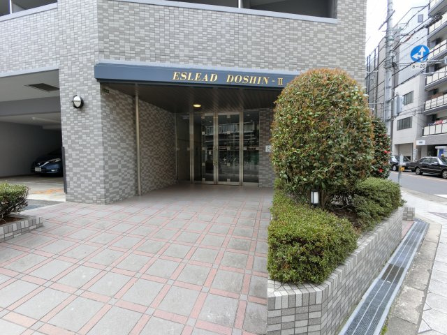 【エントランス】