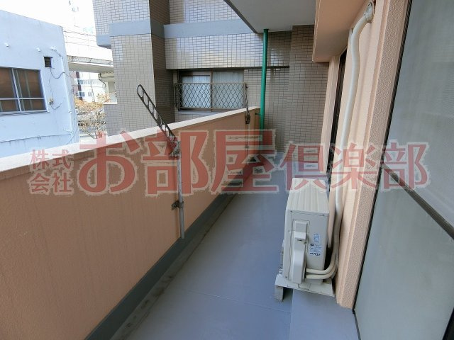 天神アコールマンションのバルコニー|広々としたバルコニーです