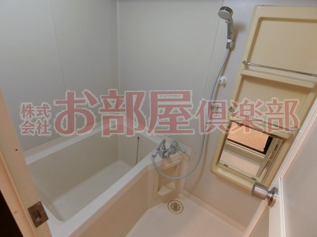 天神アコールマンションの浴室|お風呂で日々の疲れを落としましょう