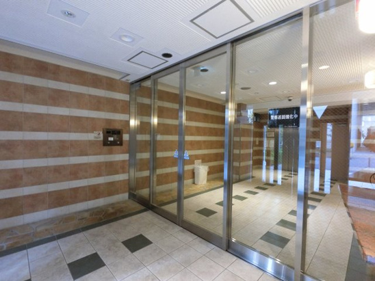 【エントランス】