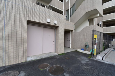 【その他共用部分】 | オーベル横浜南パークビュー | 敷地内ゴミ置場。
