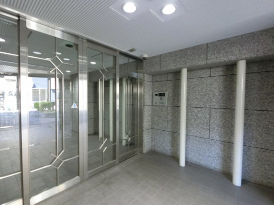 【エントランス】