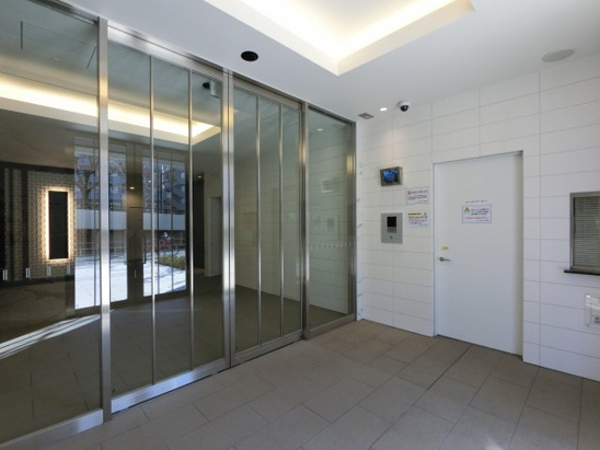 【エントランス】