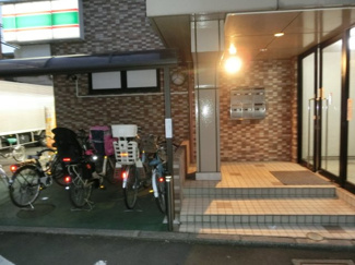 【エントランス】 | エントランス部。