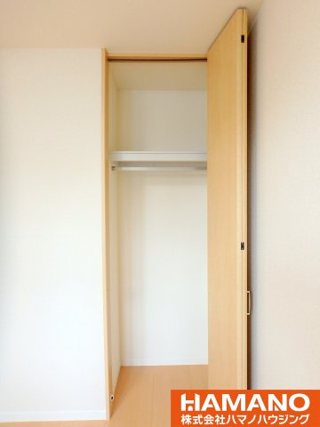 グリーンハイツの収納|こまごまとしたものを収納できそうですね