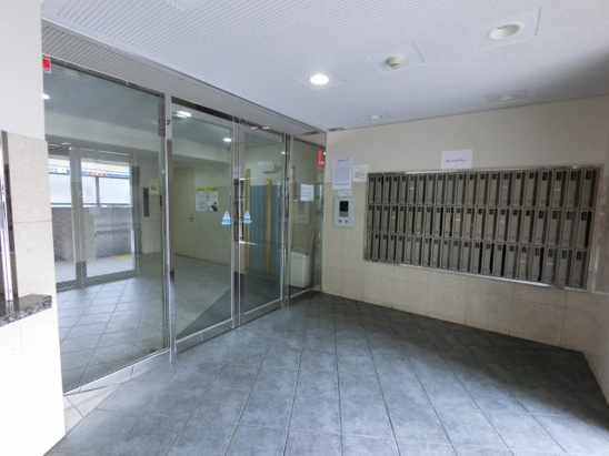 【エントランス】