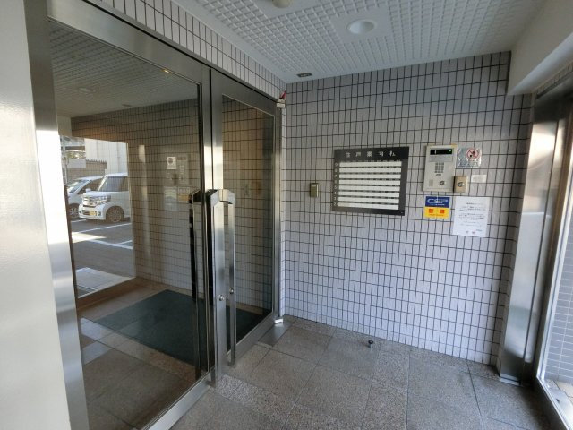 【エントランス】