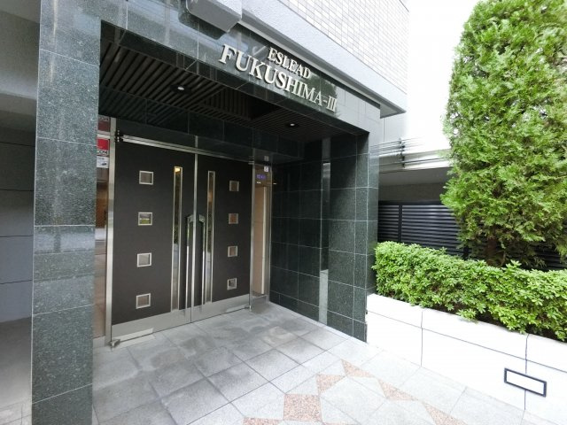 【エントランス】