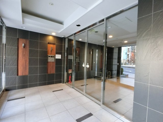 【エントランス】