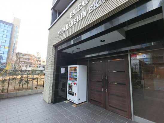 【エントランス】