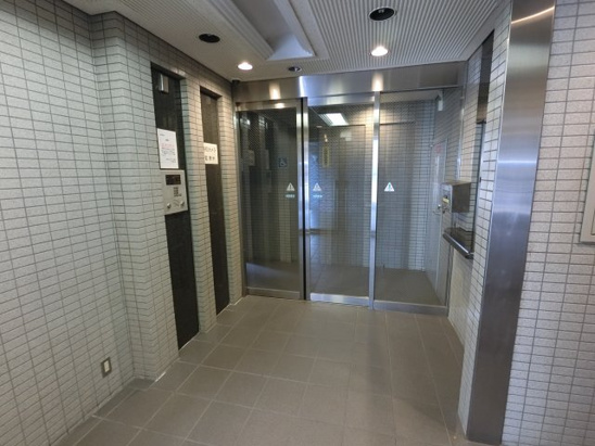 【エントランス】