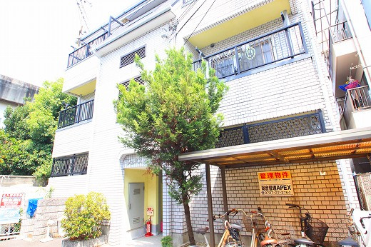 ジュネス菱屋西の外観