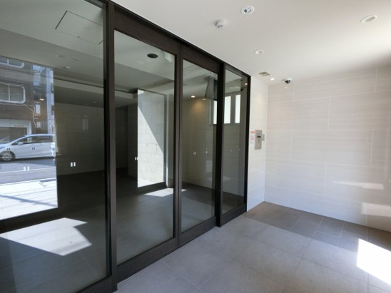 【エントランス】