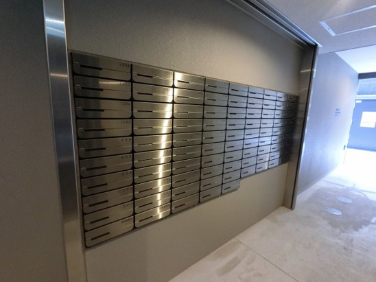 【エントランス】