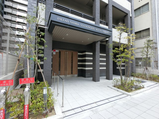 【エントランス】