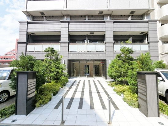 【エントランス】