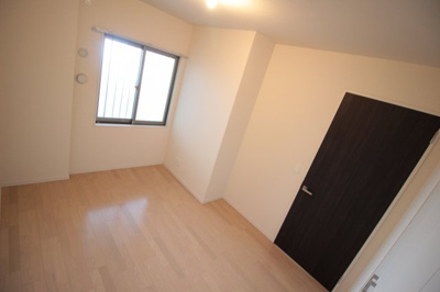 【洋室】 | ブランシエラ山本町南