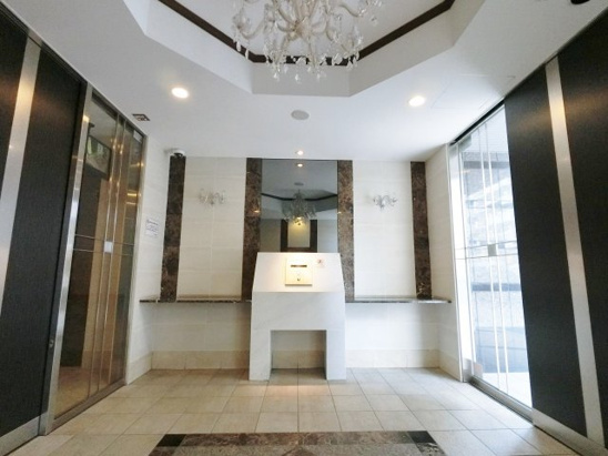 【エントランス】