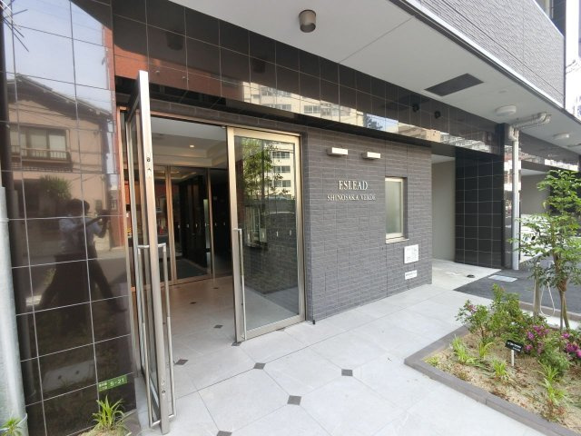 【エントランス】