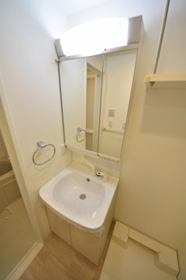 【独立洗面台】 | ファーストレジデンス三宮ＥＡＳＴ