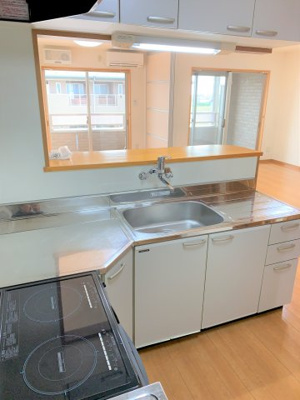 【キッチン】 | さくらいマンション青島B | お料理しやすいキッチンです