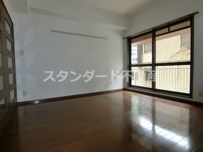 【洋室】 | ドムス東梅田