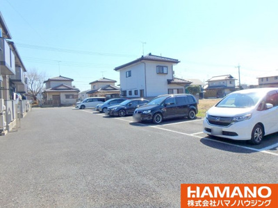 【駐車場】 | グランドゥールＢ | 駐車スペースもあります