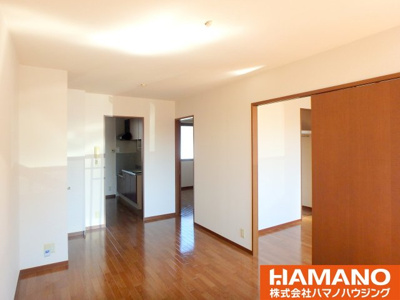 【居間・リビング】 | グランドゥールＢ | ゆったりとしたリビングです