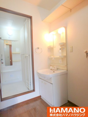 【洗面所】 | グランドゥールＢ | コンパクトで使いやすい洗面所