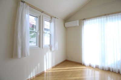 【洋室】 | メゾンオルテ