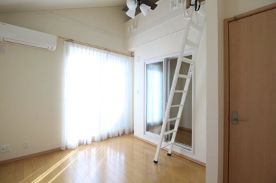 【洋室】 | メゾンオルテ