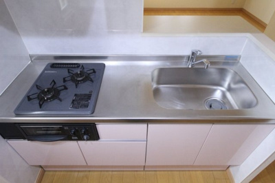 【キッチン】 | メゾンオルテ | システムキッチン（2口ガスコンロ・グリル付）