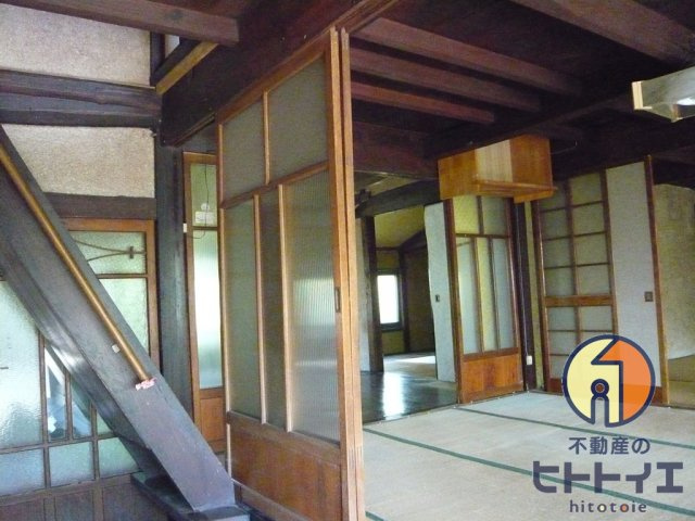 近松貸家のエントランス
