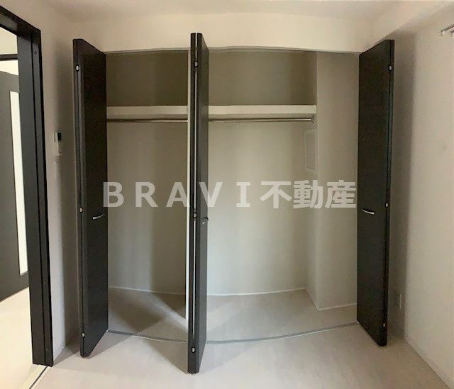 グランデカワノ真田山　BRAVI不動産の収納|【グランデカワノ真田山】ちょっとした収納スペースも充実しています