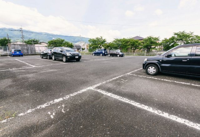 ビレッジハウス吉井Ⅱ【キャッシュバック対象物件】の駐車場