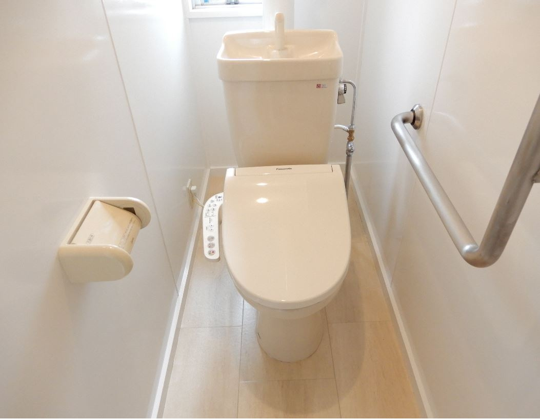 ビレッジハウス吉井Ⅱ【キャッシュバック対象物件】のトイレ|ゆったりとした空間のトイレです