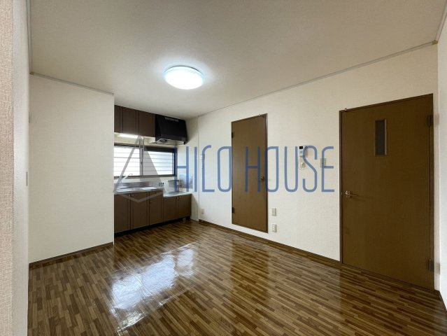 リヴェール高沢Aの居間・リビング