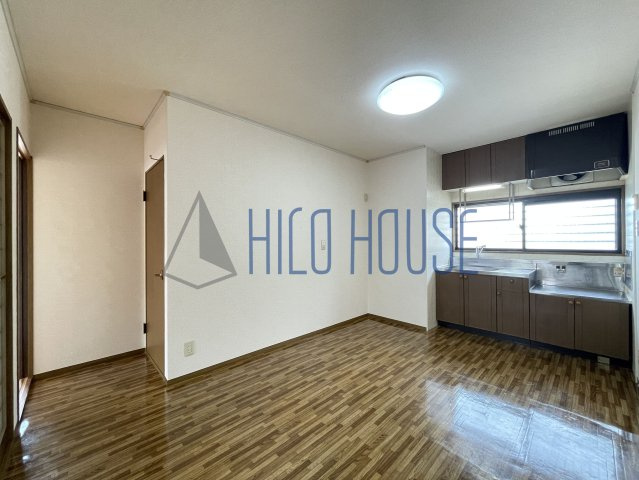 リヴェール高沢Aの居間・リビング