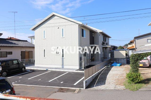 プレサージュの周辺